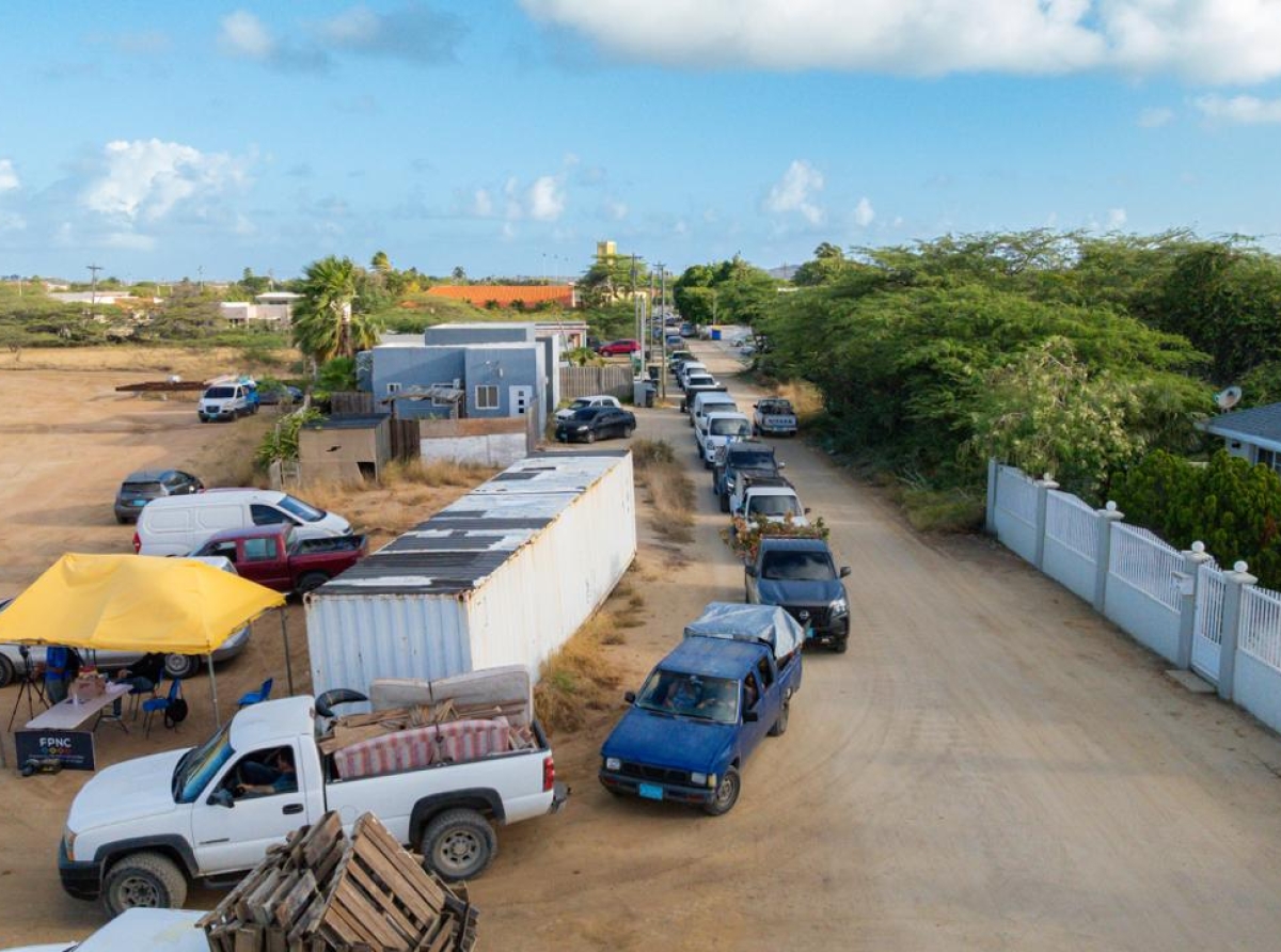 Mas cu 450 vehiculo a pasa den prome edicion di “Baki den Bario” pa 2026