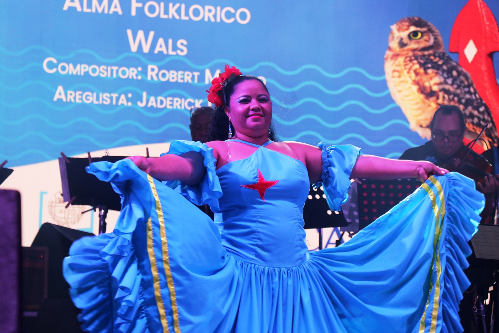 Comunidad a bini hunto pa disfruta di Festival “Un Canto pa Aruba su Himno y Bandera”