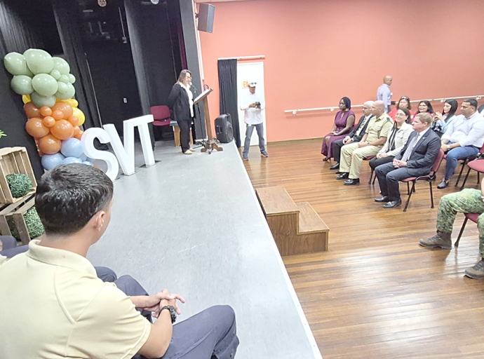 Tres hoben di grupo 19 a caba nan Trayecto completo di SVT exitosamente