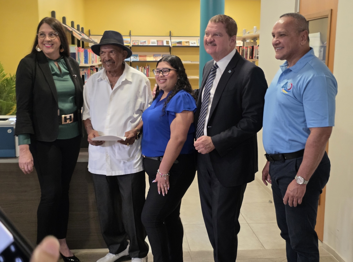 Clientenan cu ta ricibi un pensioen di AOV of AWW di SVb por uza e kiosco MiPensioen