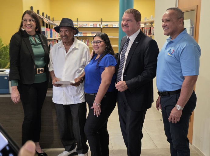 Clientenan cu ta ricibi un pensioen di AOV of AWW di SVb por uza e kiosco MiPensioen