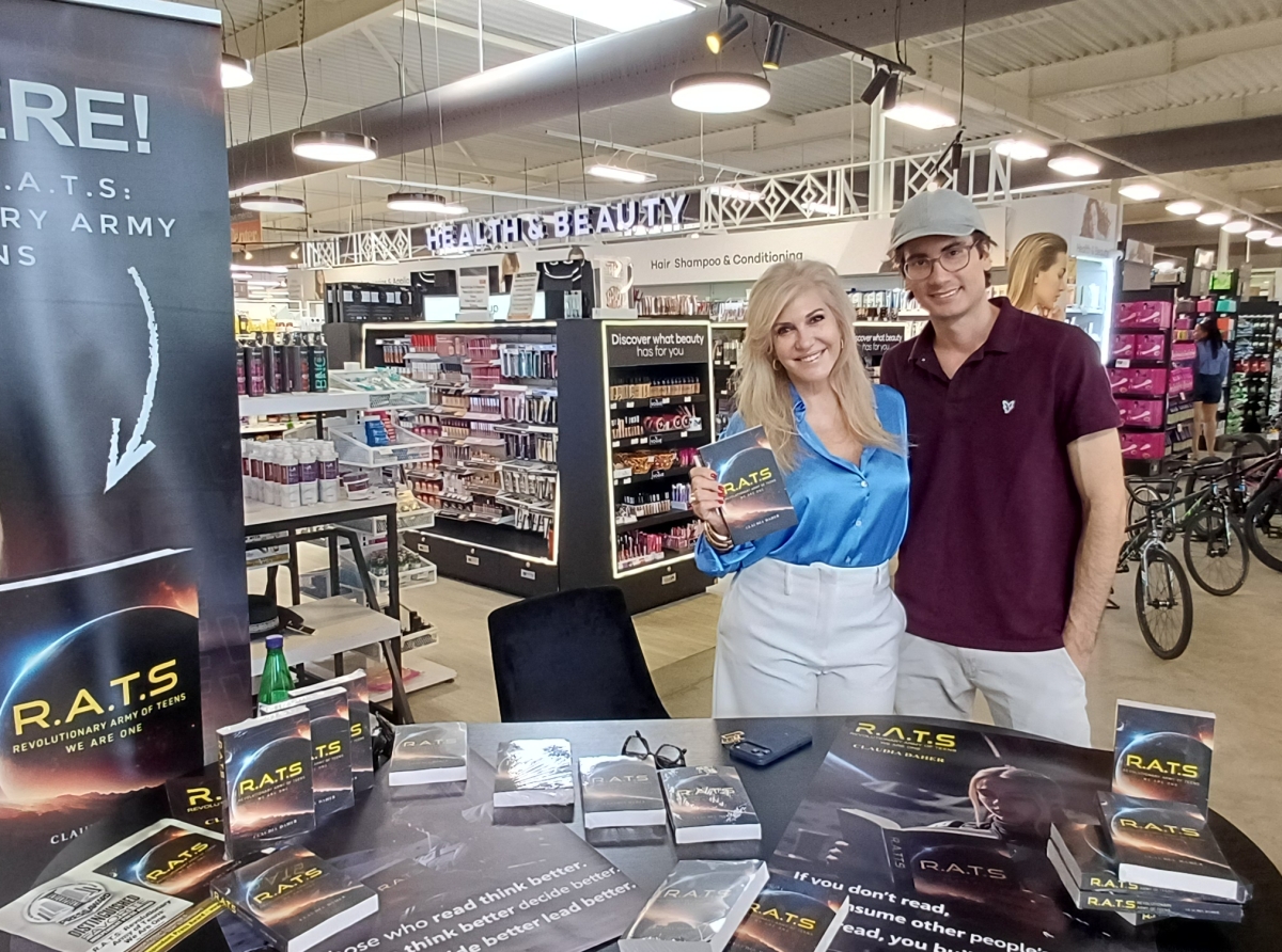 Claudia Daher-Ponson a ricibi gran acogida cu su buki R.A.T.S, na Super Do it Center