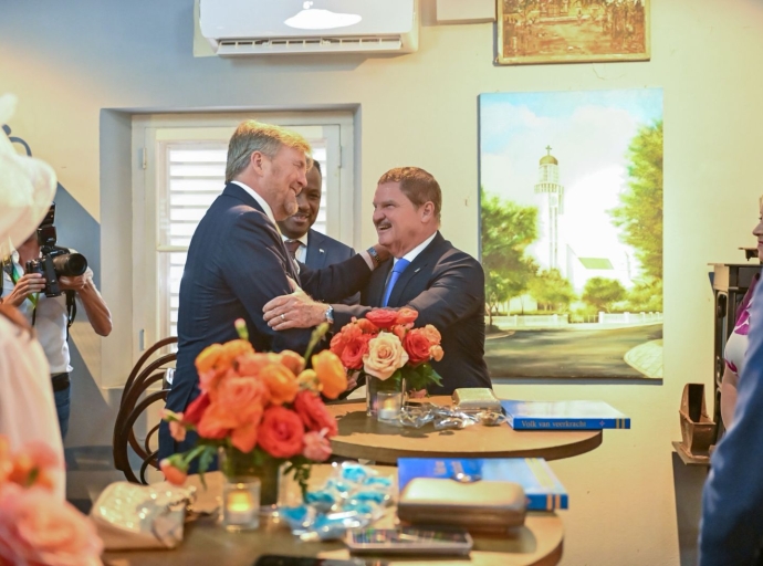 Encuentro cu Lidernan di Fraccion di Parlamento y Conseho di Minister na Fort Zoutman