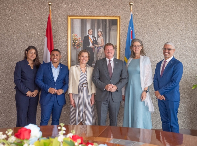 Encuentro diplomatico ta habri dialogo riba oportunidad economico nobo pa Aruba