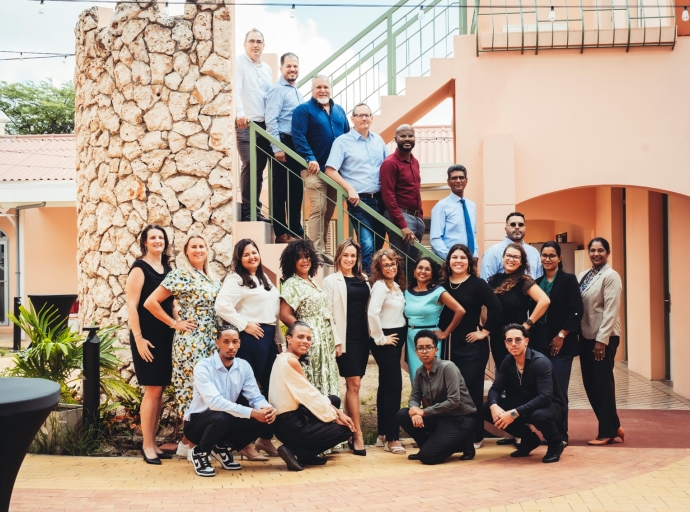 Programanan di FEF a alcansa e Standard Internacional di Acreditacion den e evaluacion di NVAO