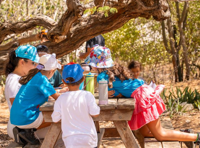 Comunidad a celebra Aruba su identidad den Parke Nacional Arikok