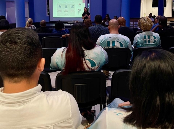 Prome sesion di “Real Estate den Bario” pa 2026 ta diaranson awo 25 di maart na MFA Paradera