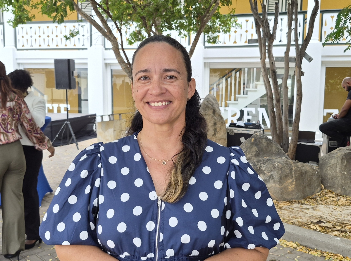 Hobennan cu kier sigui studia na Merca of Canada por contacta EducationUSA pa un cita