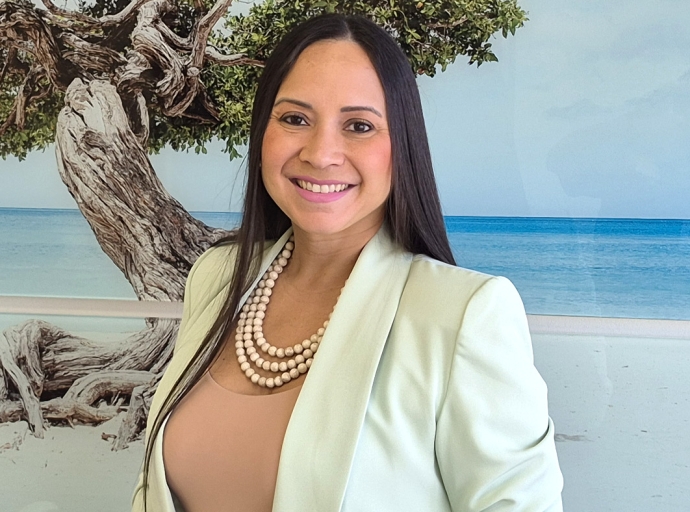 Tin un dialogo aworaki  kico Aruba kier como maneho di tecnologianan na scol