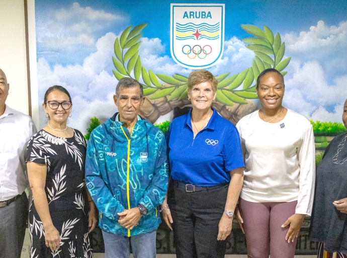 COA a reuni cu Presidente di federacion di arkeria di Corsou