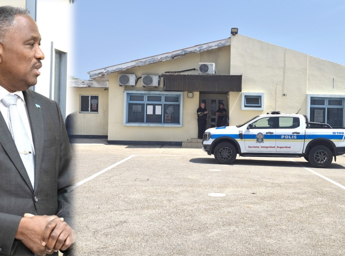 Varios luna pasa a duna instruccion pa cera Departamento di Rijbewijs y muda esaki pa otro edificio