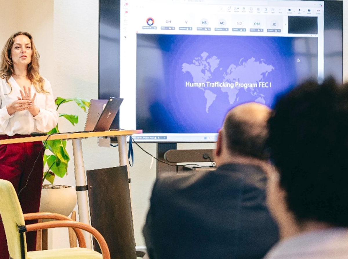 Autoridadnan di supervision di Reino atendiendo riesgonan di traficacion di hende den e sistema financiero