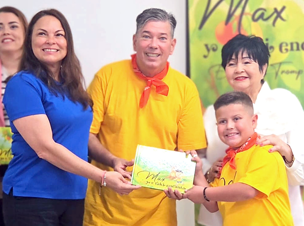 Tanchi Esmee a lansa oficialmente e buki ‘Max y e Taki Encanta’