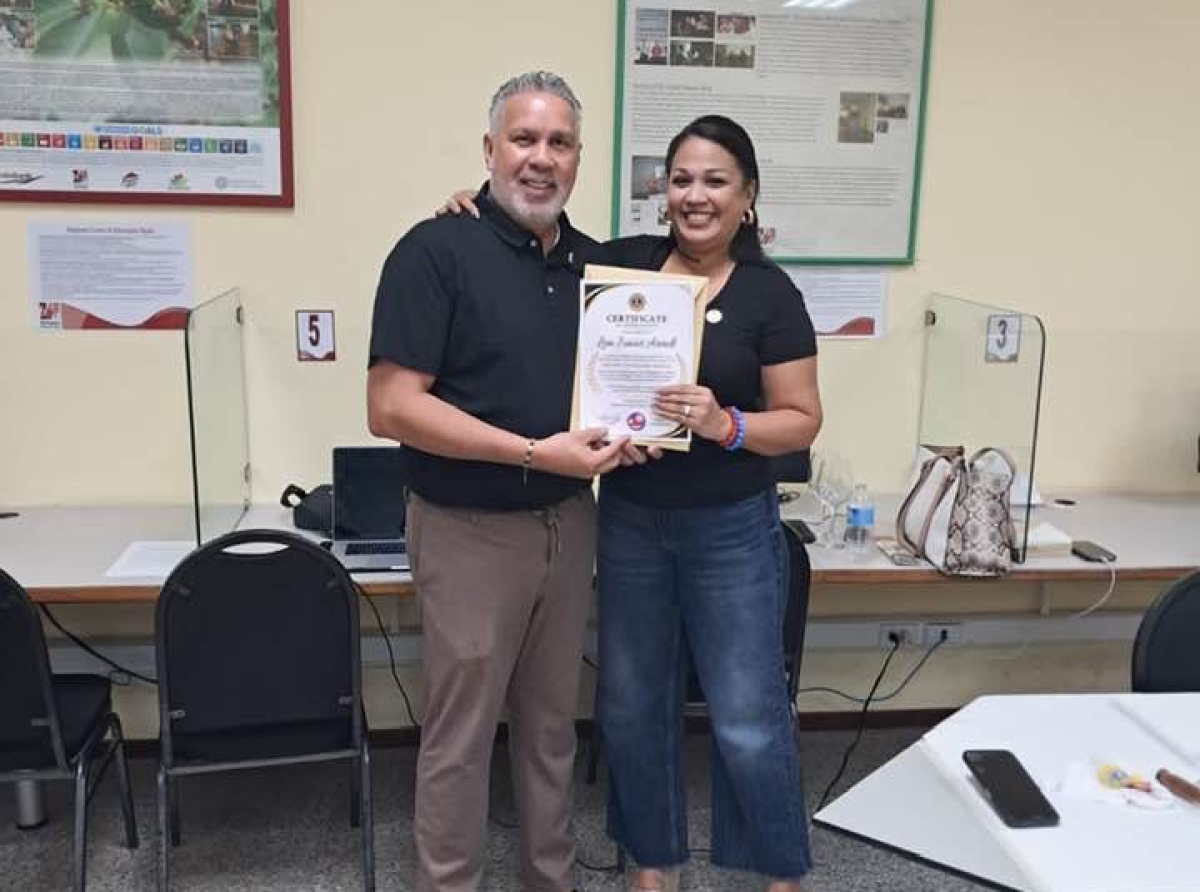 *Reconocemento na e Campionnan di Servicio den e proyecto pa recauda fondo ‘Helping the Helpers’*