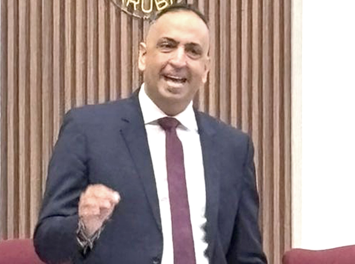 Maneho di Minister Wever parce di ta ‘Placa pa Comercio, Sla pa Pueblo’