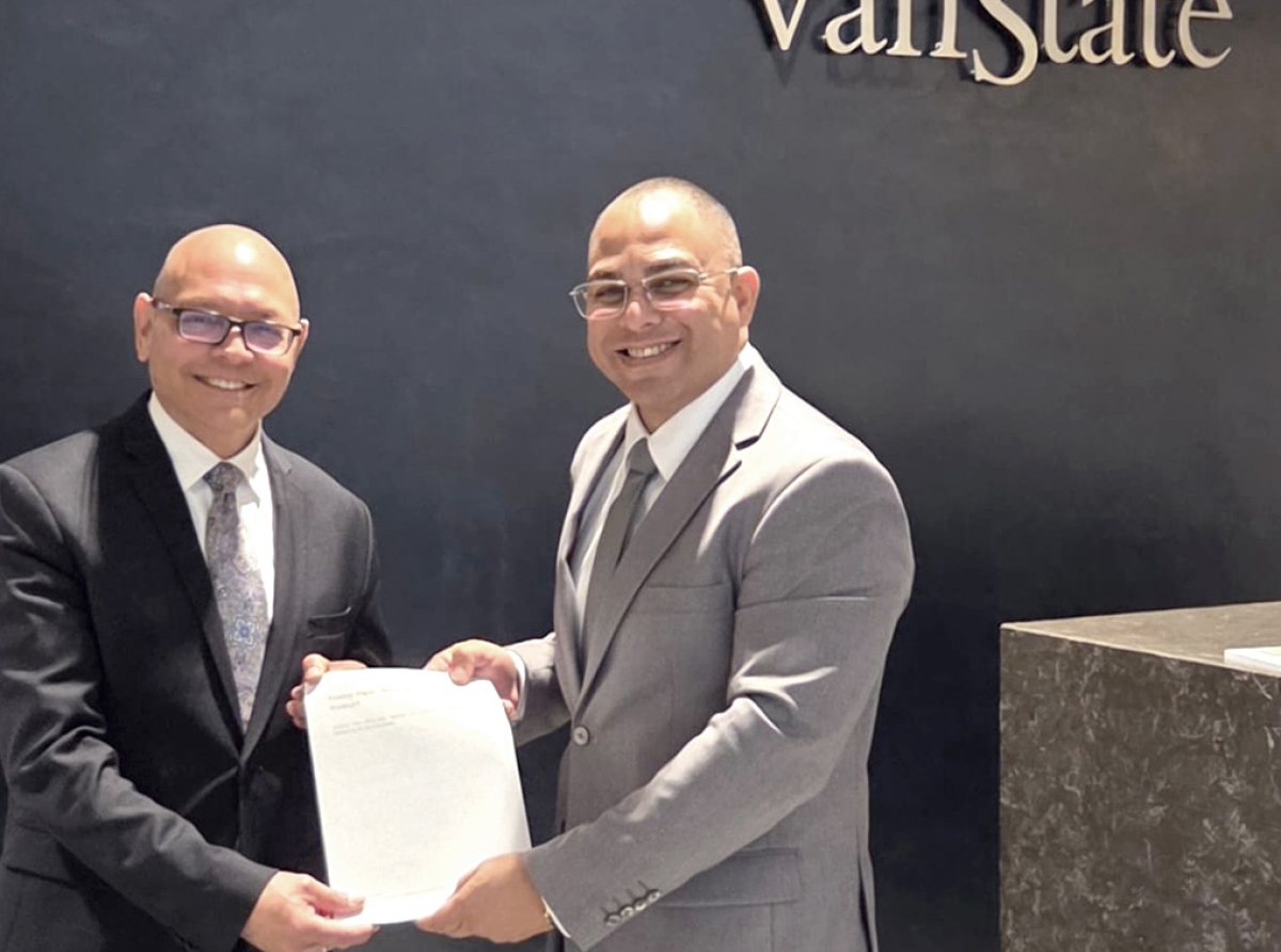 Eduard Pieters ta pone advertencia tocante HOFA na Den Haag