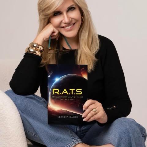 Autor Claudia Daher ta ricibi reconocemento internacional y lo briya e weekend aki na Broadway