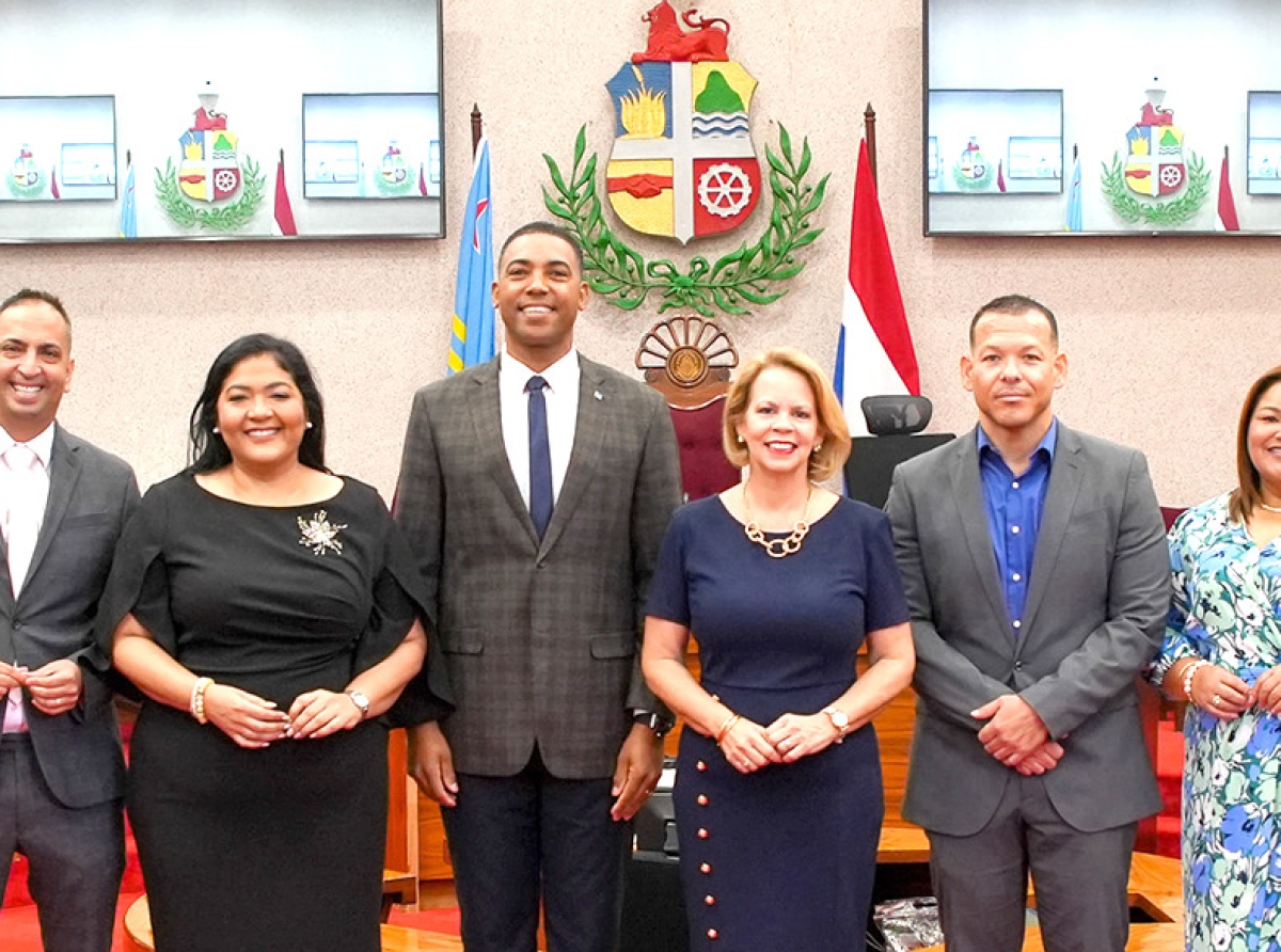 Aruba no por sigui ricibi mas y mas turista, e momento pa accion ta awor