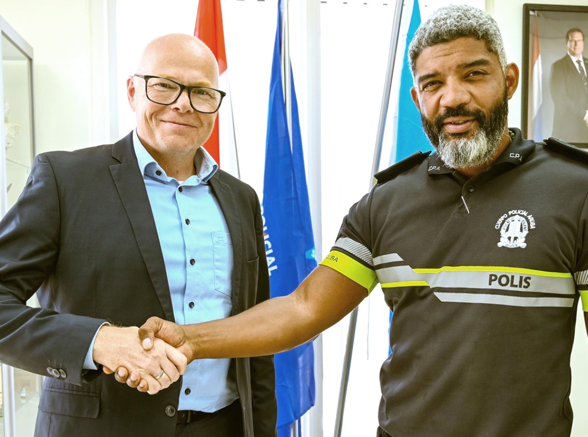 Cuerpo Policial a despedi di Luitenant-Kolonel Gerhard Smit