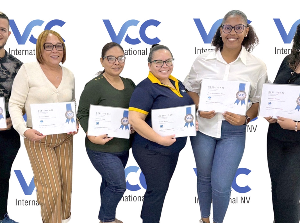 Grupo di profesionalnan a ricibi curso di administracion di salario