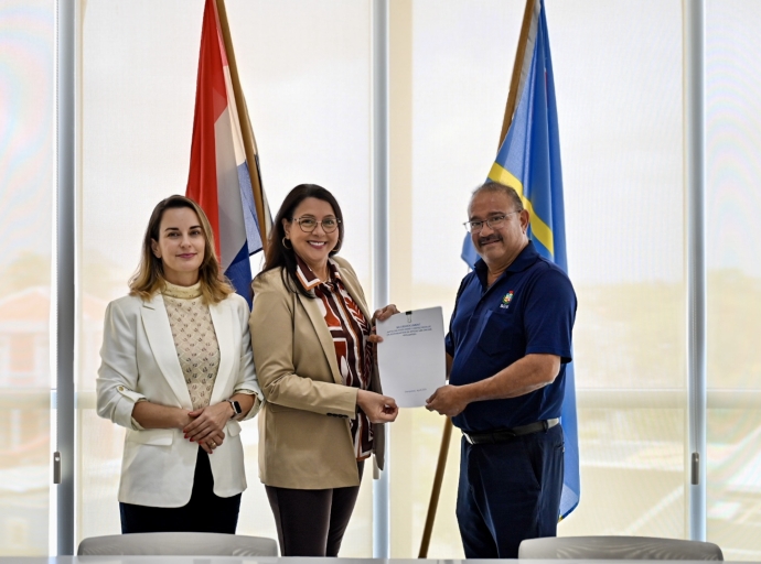 Minister Wyatt-Ras ta tuma paso concreto pa enfrenta problematica di adictonan ambulante na Aruba