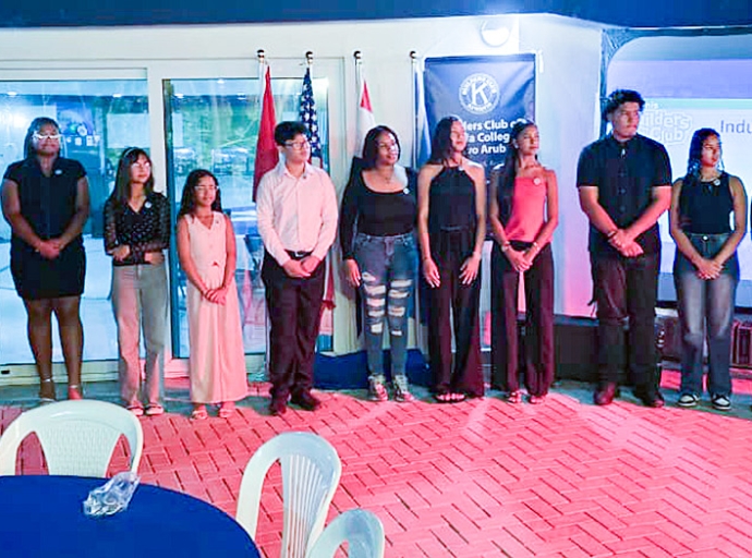 Maria College awor tambe tin un Kiwanis Builders Club