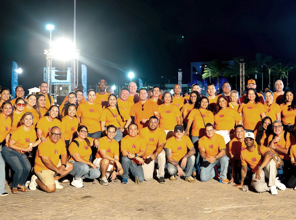 Hopi hende a bay pa evento di CMB Bank cu autonan nobo