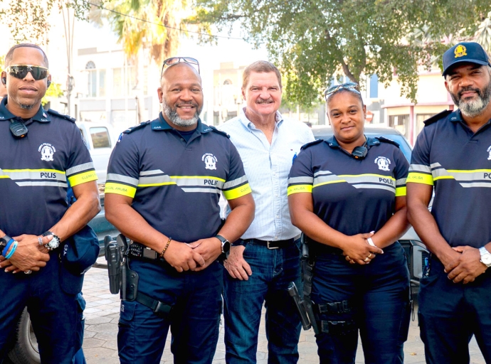 Cuerpo Policial ta fortalece supervision y siguridad den centro di Playa