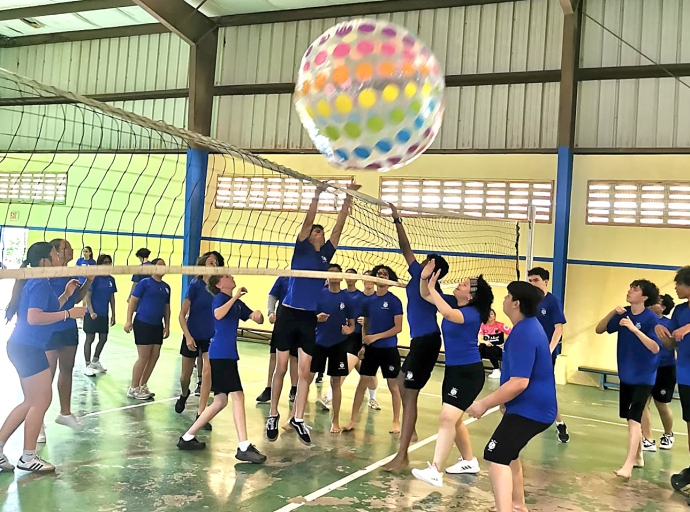 Exitoso dia deportivo pa alumnonan di Mon Plaisir College HAVO y VWO