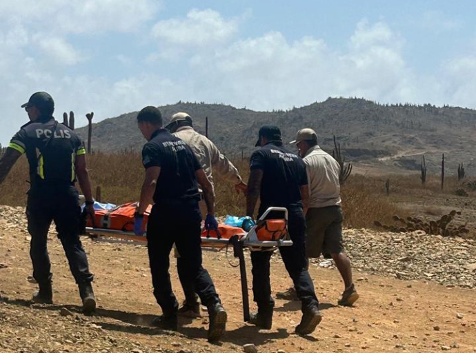 Turista Mericano di 39 aña a fayece ora di cay cu Quadracer den buraco di algun meter hundo