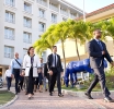 Prome Minister di Hulanda Rob Jetten ta realisa su prome bishita oficial na Aruba
