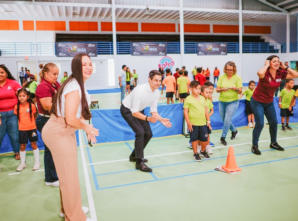 Premier Jetten a bay apoya hobennan di Aruba na Sport Expo