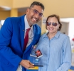 Grand Master Marilu de Veer a entrega un reconocimento na Master Augy Tromp