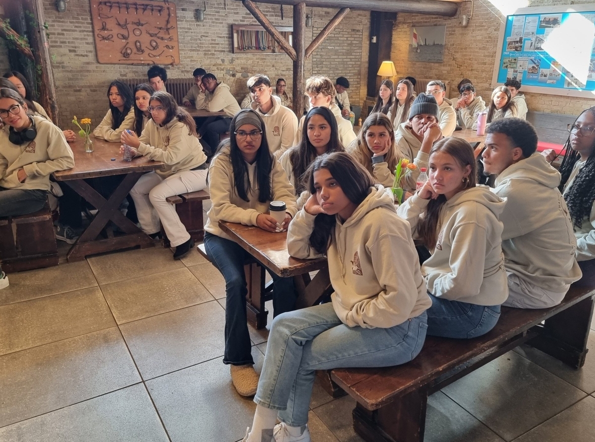 Ainda tin alumno desespera na Hulanda pasobra no por haya camber pa biba aden
