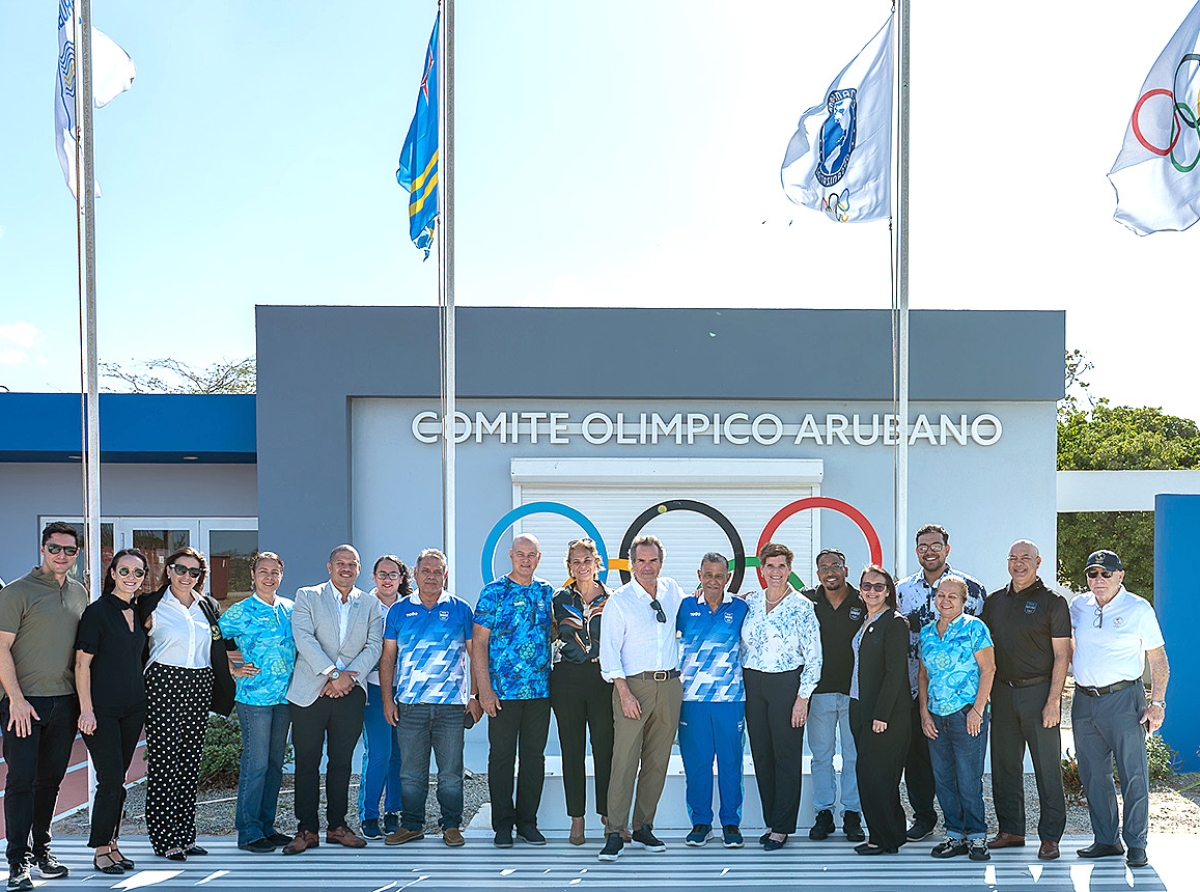 Delegacion di Panam Sports di bishita na oficina di COA