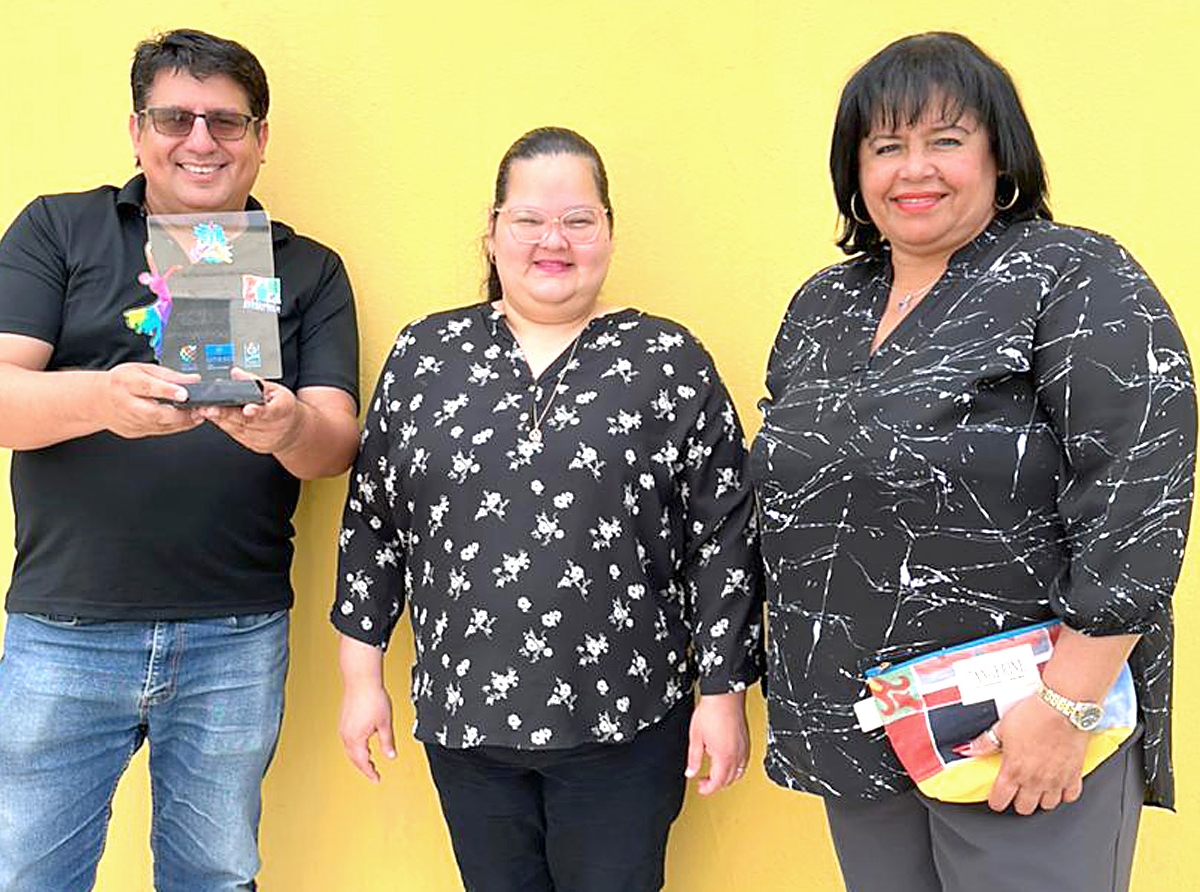 Reconocemento otorga na Biblioteca Nacional