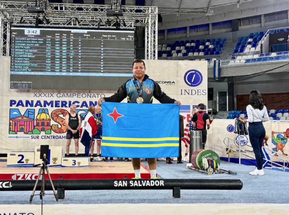 Hugo Themen a gana medaya di oro den Campeonato Pan Americano