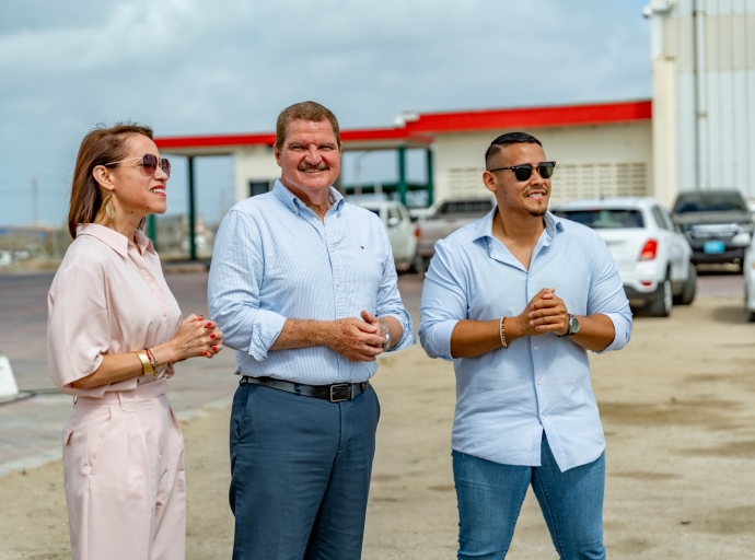 Turismo ta reinverti den un Aruba mas limpi cu apertura oficial di Zona di Desperdicio