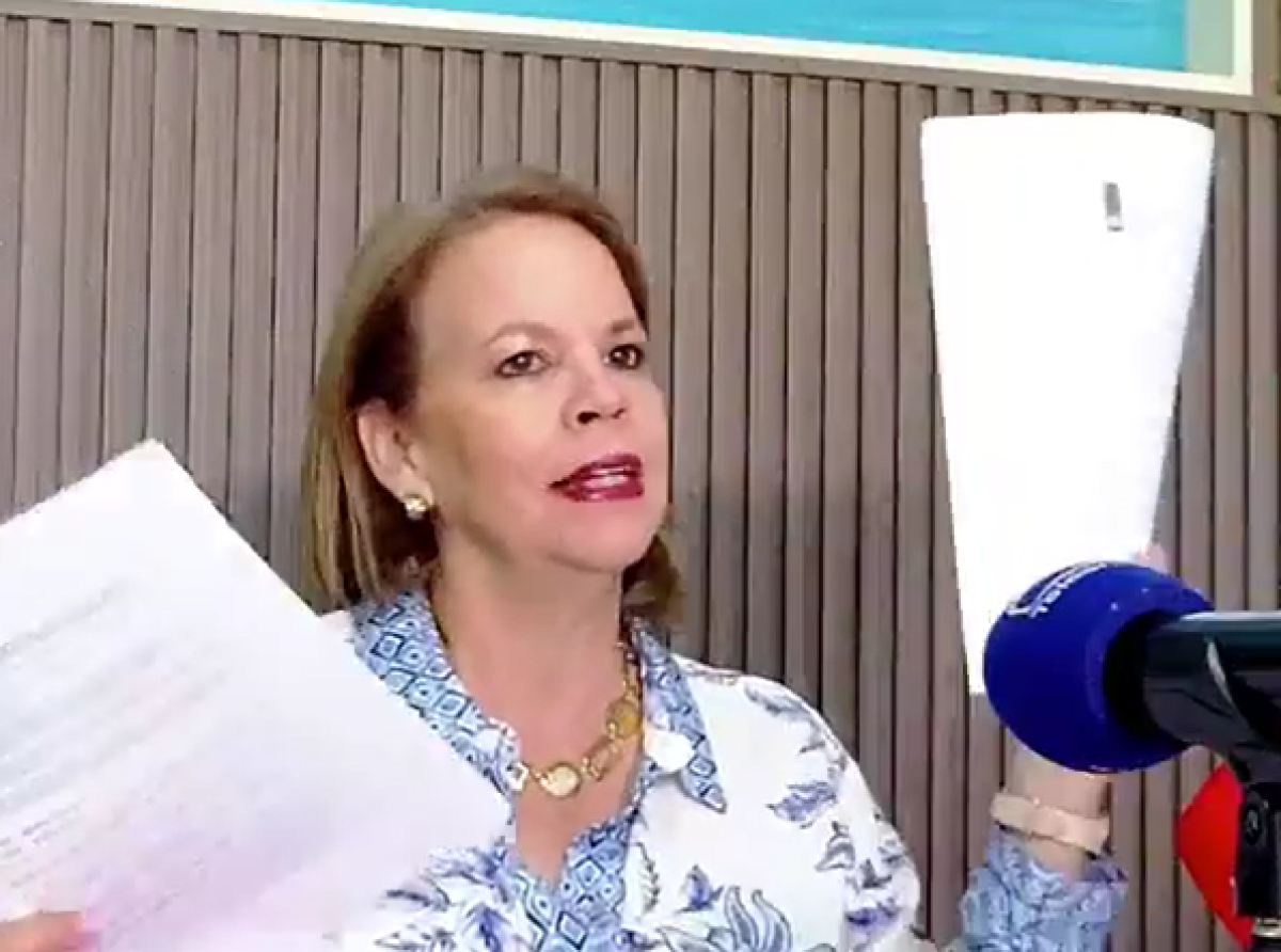 Ta splica diferencia entre loke el a firma y loke AVP-Futuro a firma