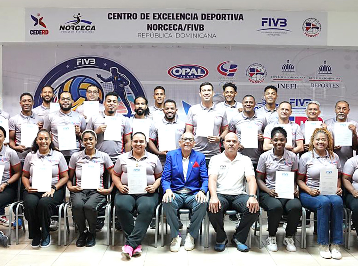 Coach local di Volley logra titulo halto di trainer internacional