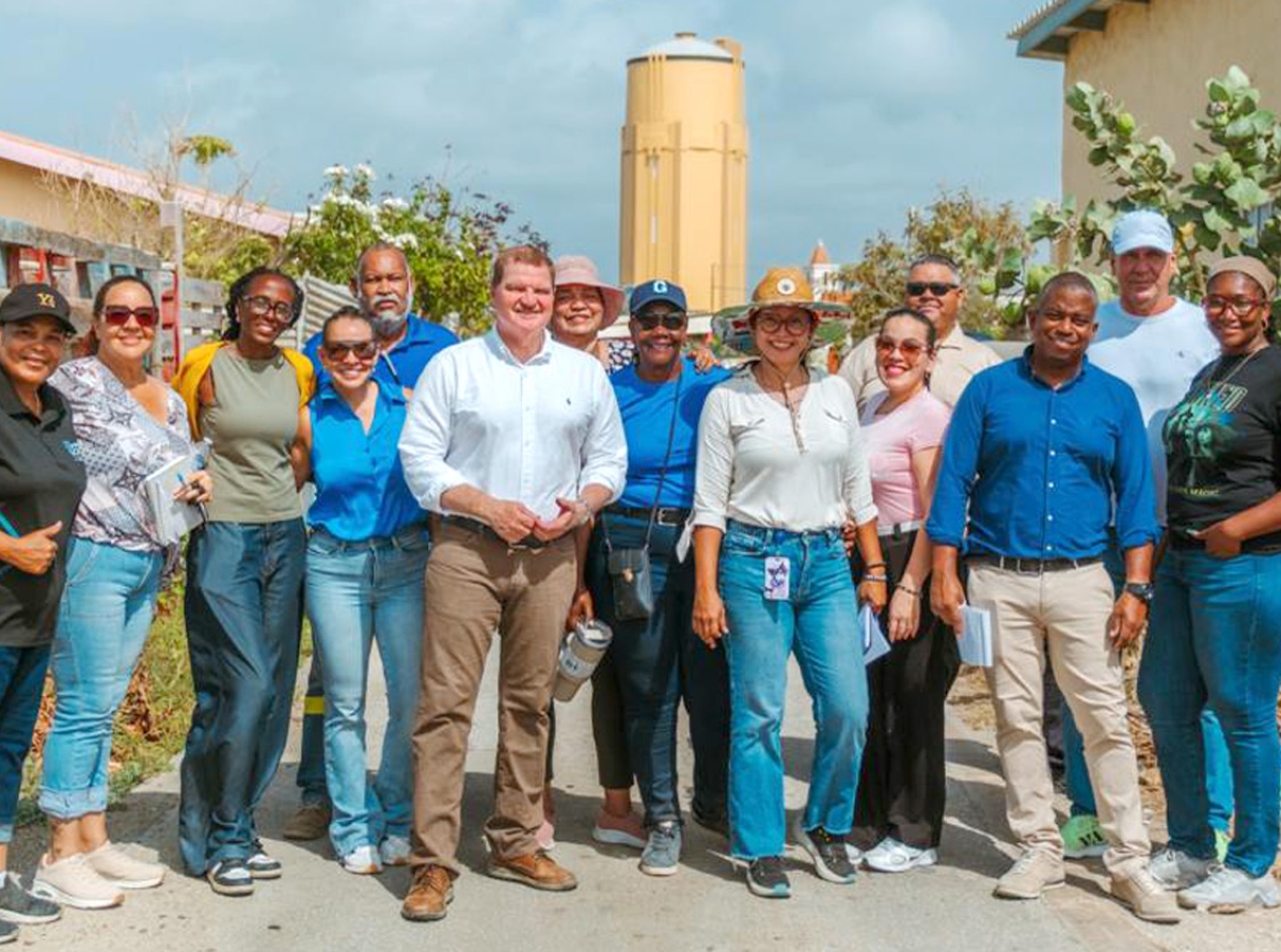 Otro edicion exitoso di Accion di Bario den Caya Bonaire y e area rond di Village