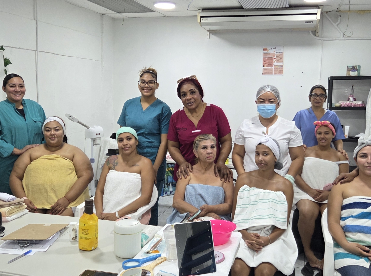 Fundacion 'Educar para Transformar' ta celebra cu orguyo otro logro importante