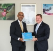 Presidente nobo di Corte Comun di Husticia a bishita Prome Minister Mike Eman