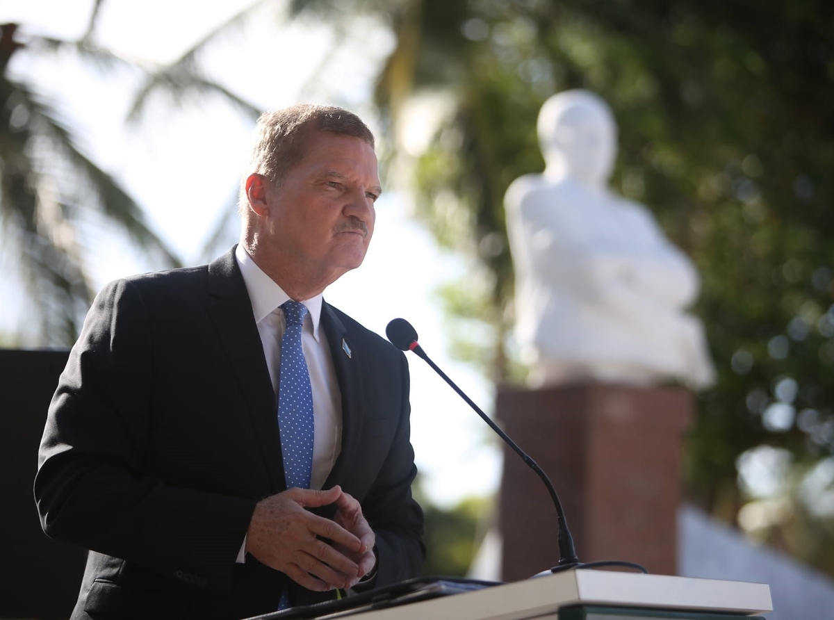 Minister-President Mike Eman ta expresa su profundo condolencia despues di tragedia na Vogelwaarde