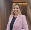 Parlamentario Jennifer Arends-Reyes ta felicita tur graduado