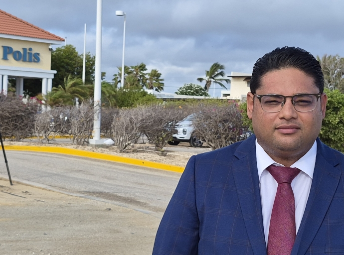 Cuerpo policial mester keda un prioridad riba agenda di Parlamento