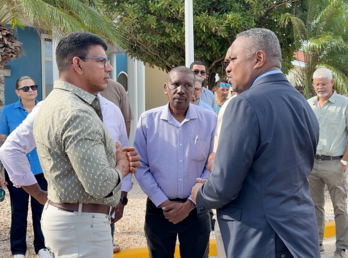 Minister Dowers tin comprension pa situacion den KPA y Recherche