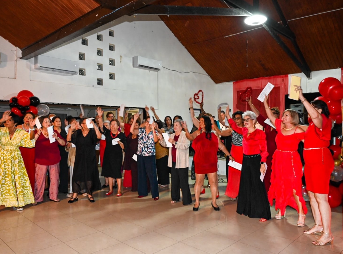 Grupo di Adulto Mayor 'Flor di Aloë' ta celebra nan di 10 aniversario