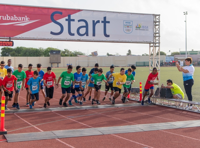 IBiSA Kids run & Olympic Day Celebration ta bek den Stadion