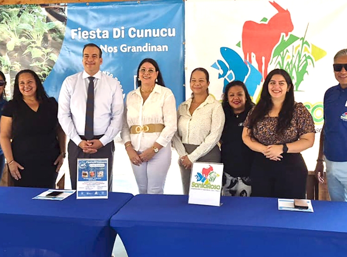 Fiesta di Cunucu di Diadomingo ta pa trece nos grandinan y hobennan hunto